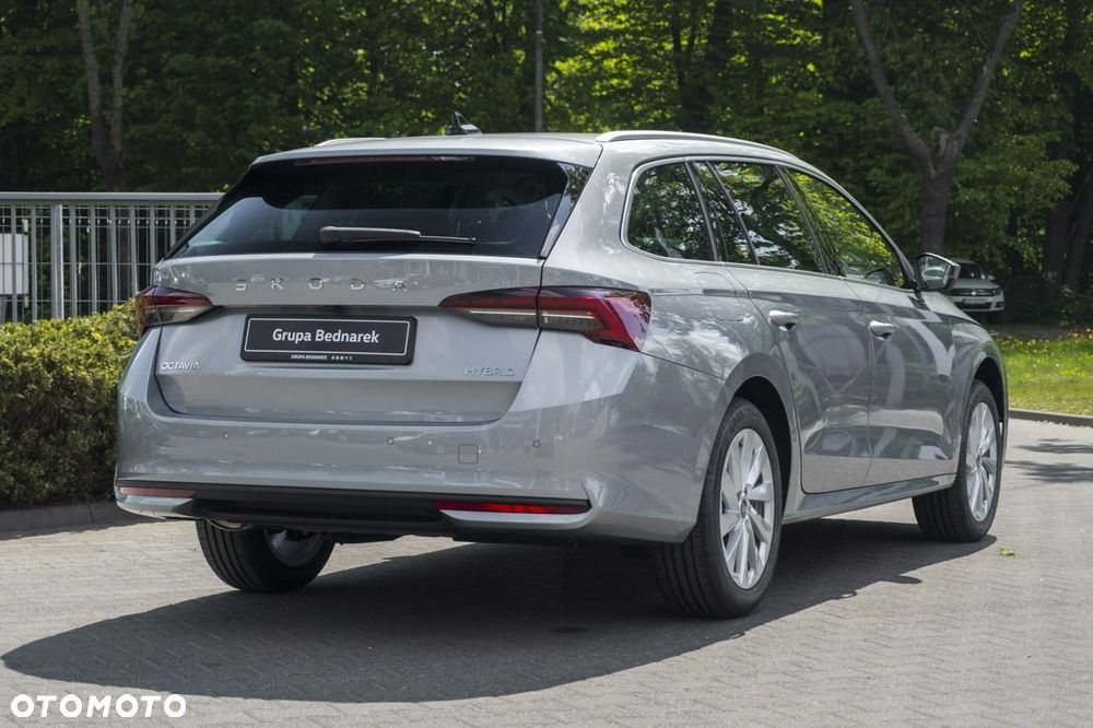 Skoda Octavia - 10