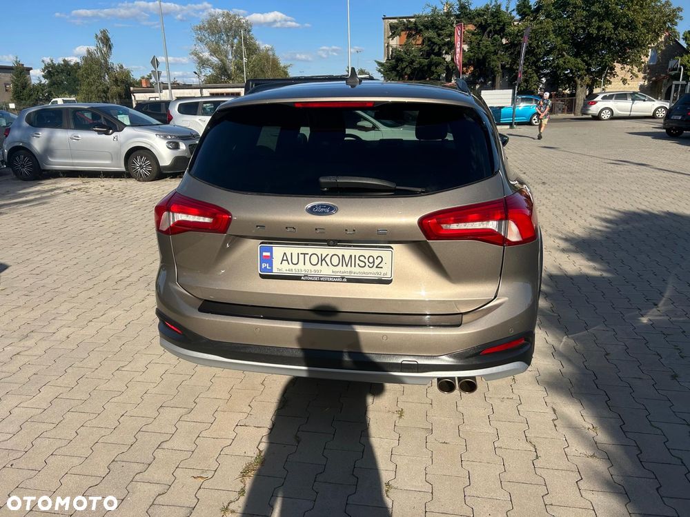 Ford Focus 1.5 EcoBoost Active - 9