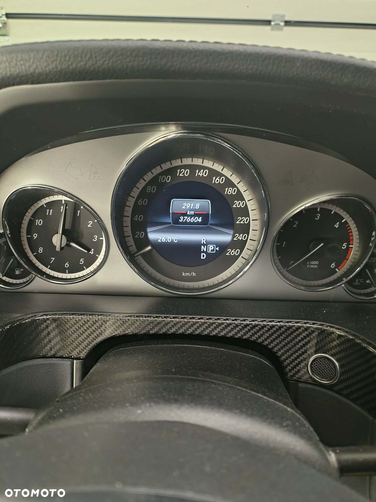 Mercedes-Benz Klasa E 350 CDI BlueEff Avantgarde - 13