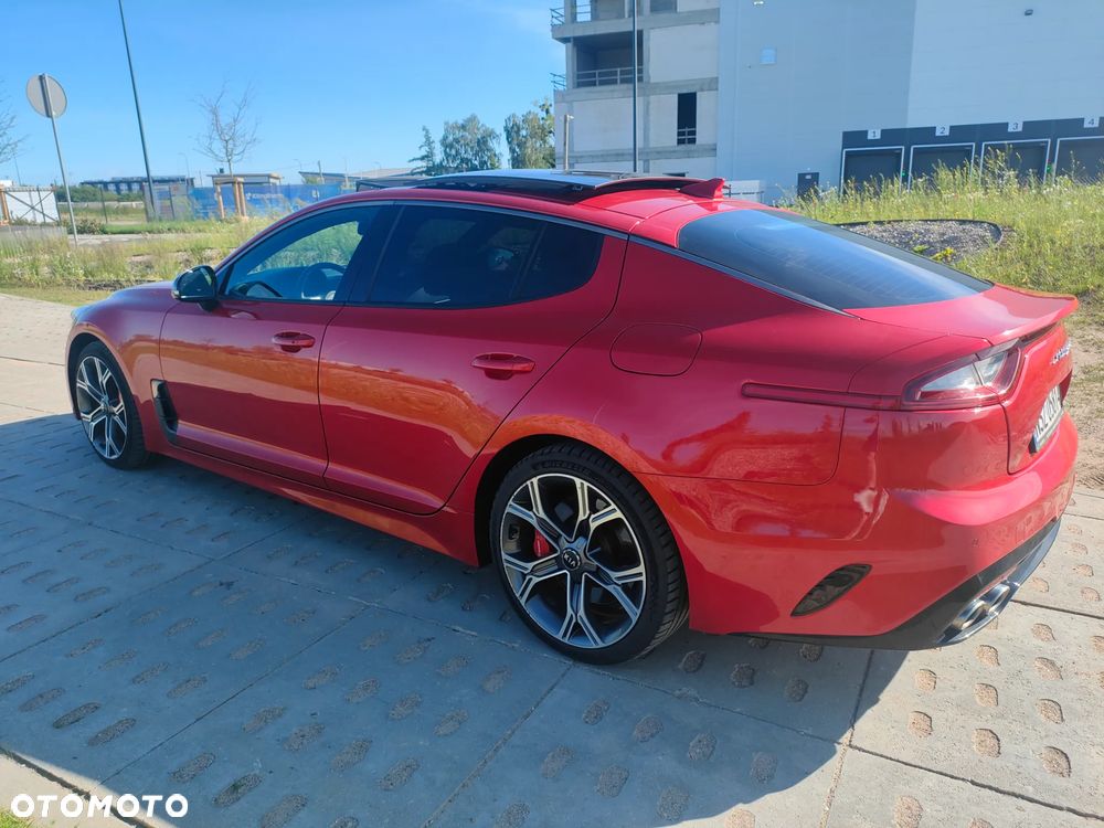 Kia Stinger - 13
