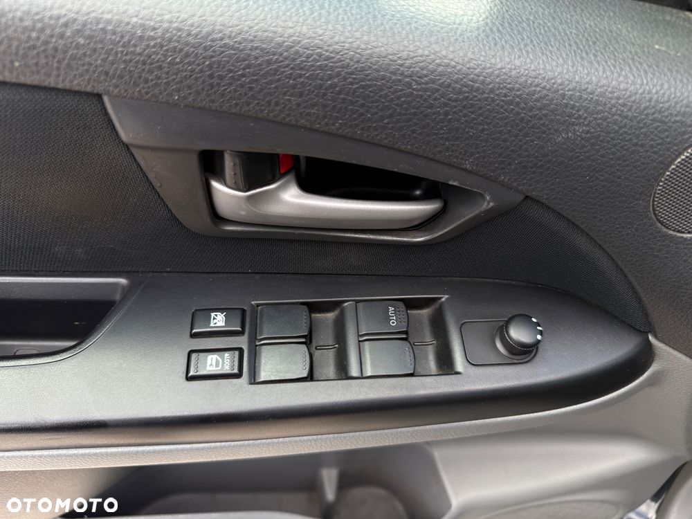 Suzuki SX4 1.6 VVT Streetline 4x2 Club - 12
