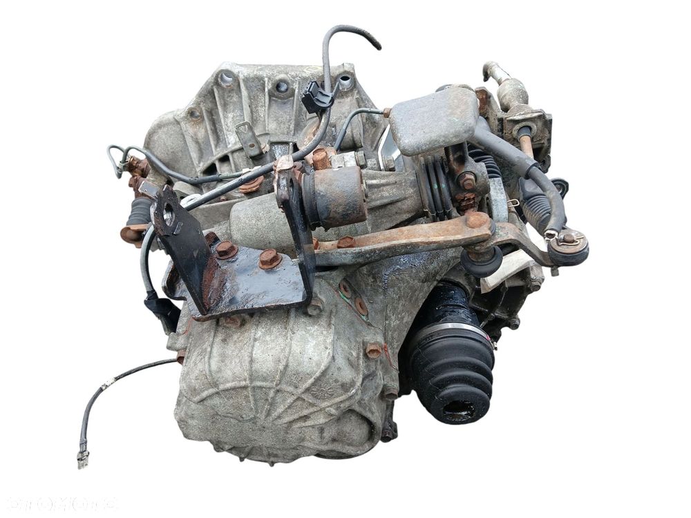 SKRZYNIA BIEGÓW TOYOTA AVENSIS T25 (2003-2006) 1.6 16V 110KM - 5