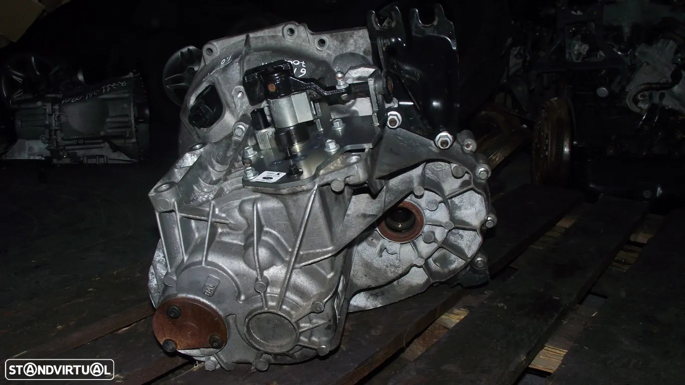 Caixa de Velocidades Ford Focus II / Ford C-Max -6M5R7002YA -2003 / 2011 - 3