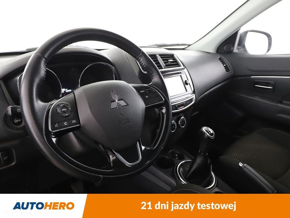 Mitsubishi ASX 1.6 Inform - 11