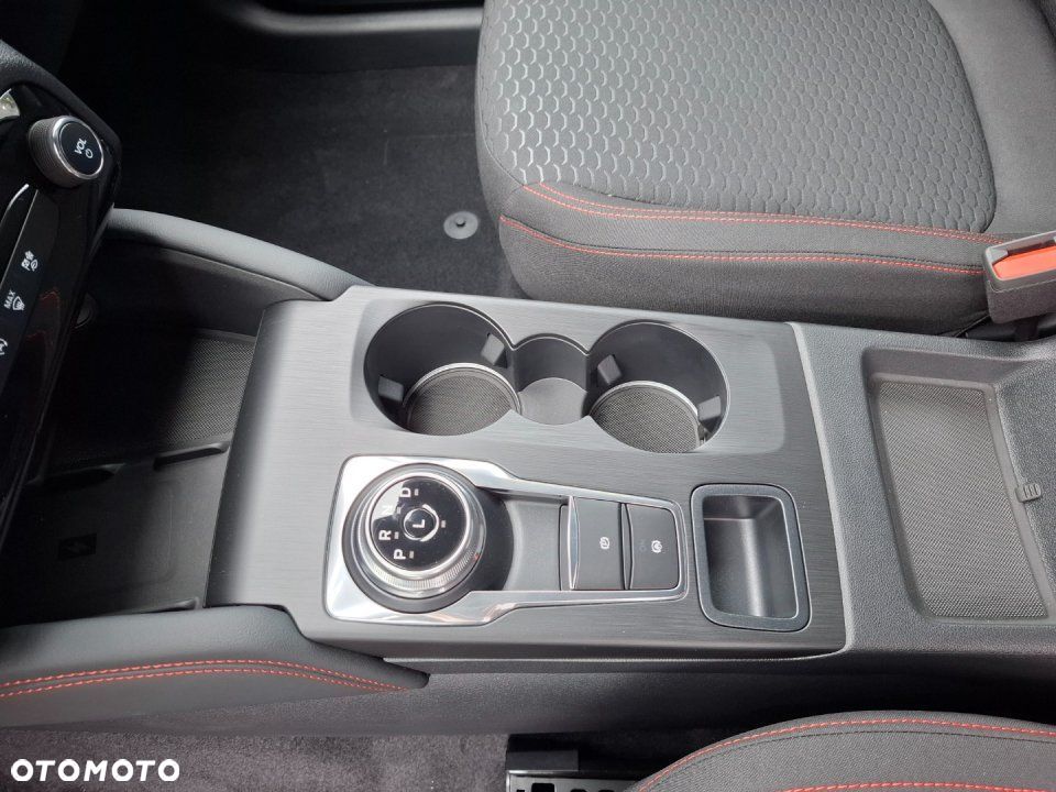 Ford Kuga - 5