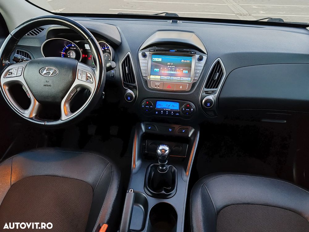 Hyundai ix35 1.7 CRDI 2WD blue Finale - 8