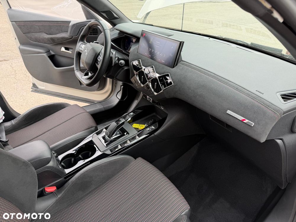 DS Automobiles DS 3 Crossback - 16