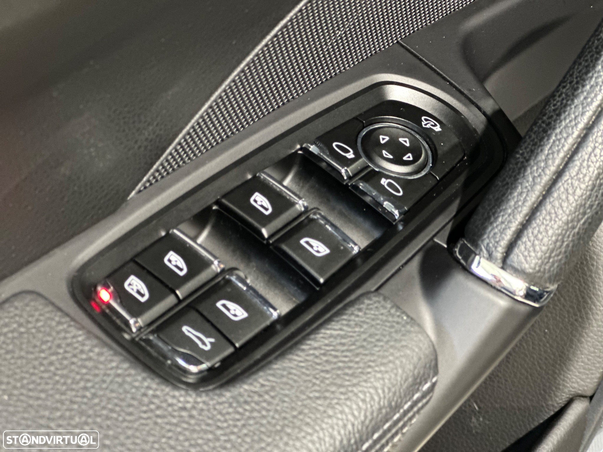 Porsche Cayenne Platinum Edition - 26
