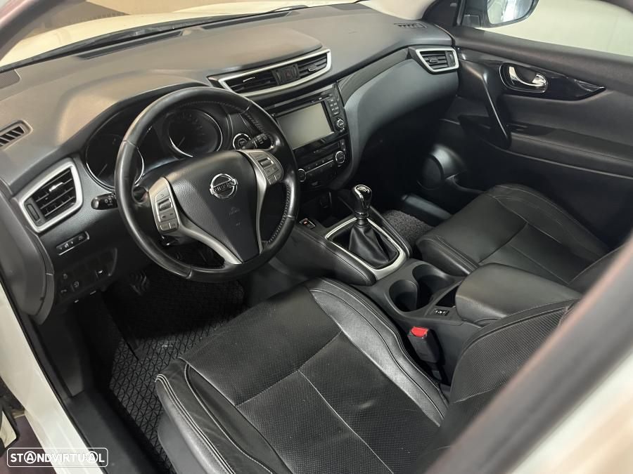Nissan Qashqai 1.5 dCi TEKNA+ - 11