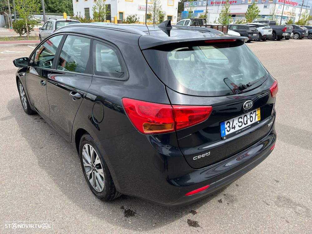 Kia Ceed SW 1.6 CRDi Nav Line - 3