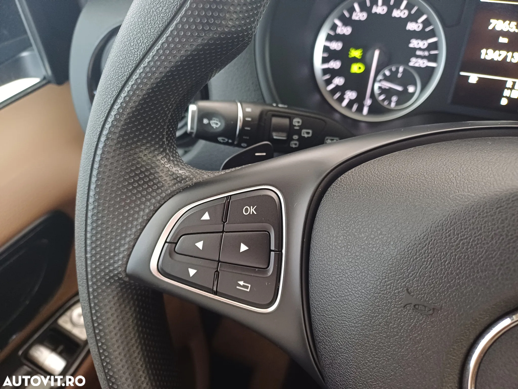 Mercedes-Benz Vito - 10
