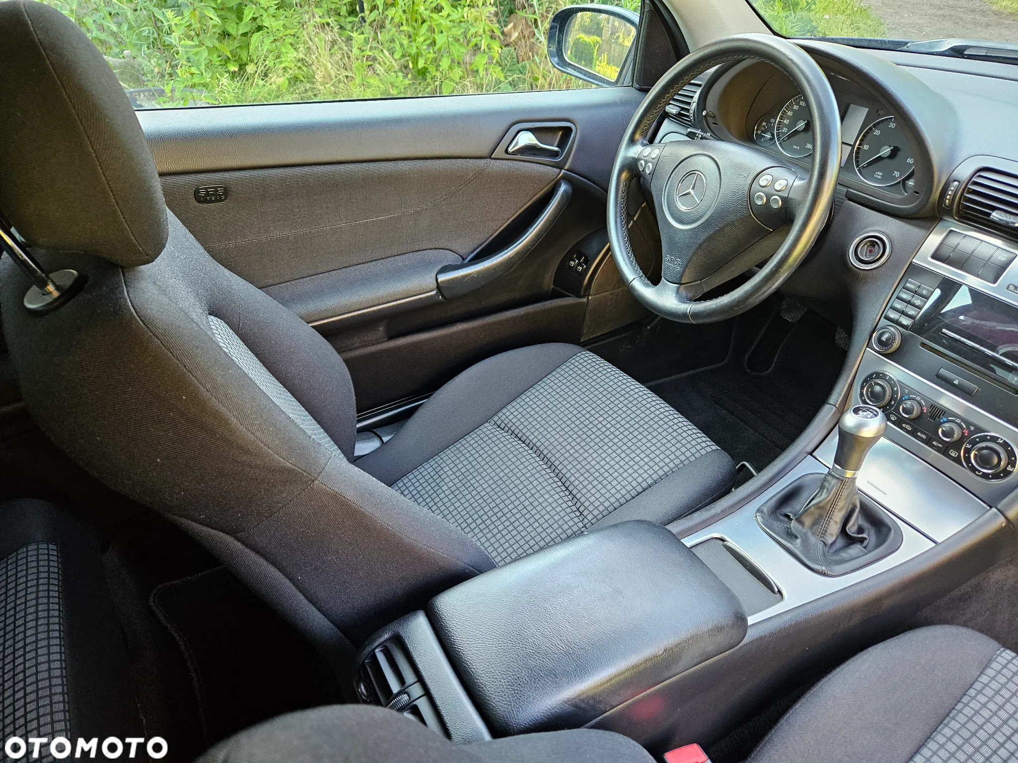 Mercedes-Benz Klasa C 180 Kompressor Sportcoupe - 30