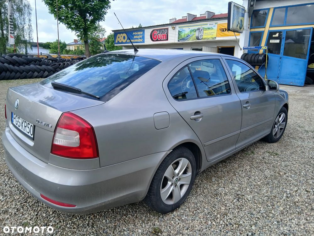 Skoda Octavia 2.0 TDI Elegance - 2