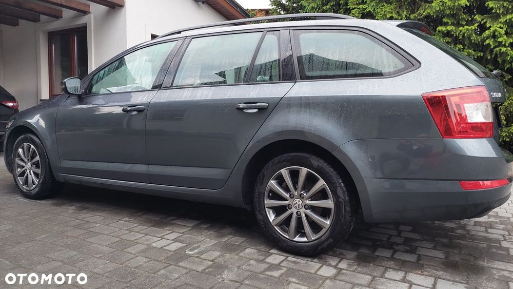 Skoda Octavia 2.0 TDI Ambition DSG - 7