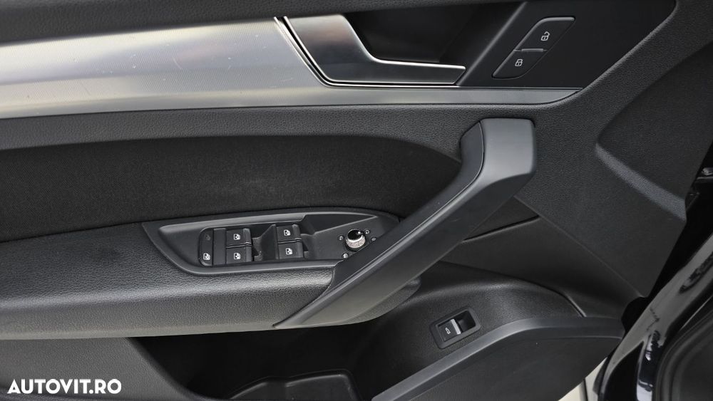 Audi Q5 2.0 40 TDI quattro S tronic Basic - 12