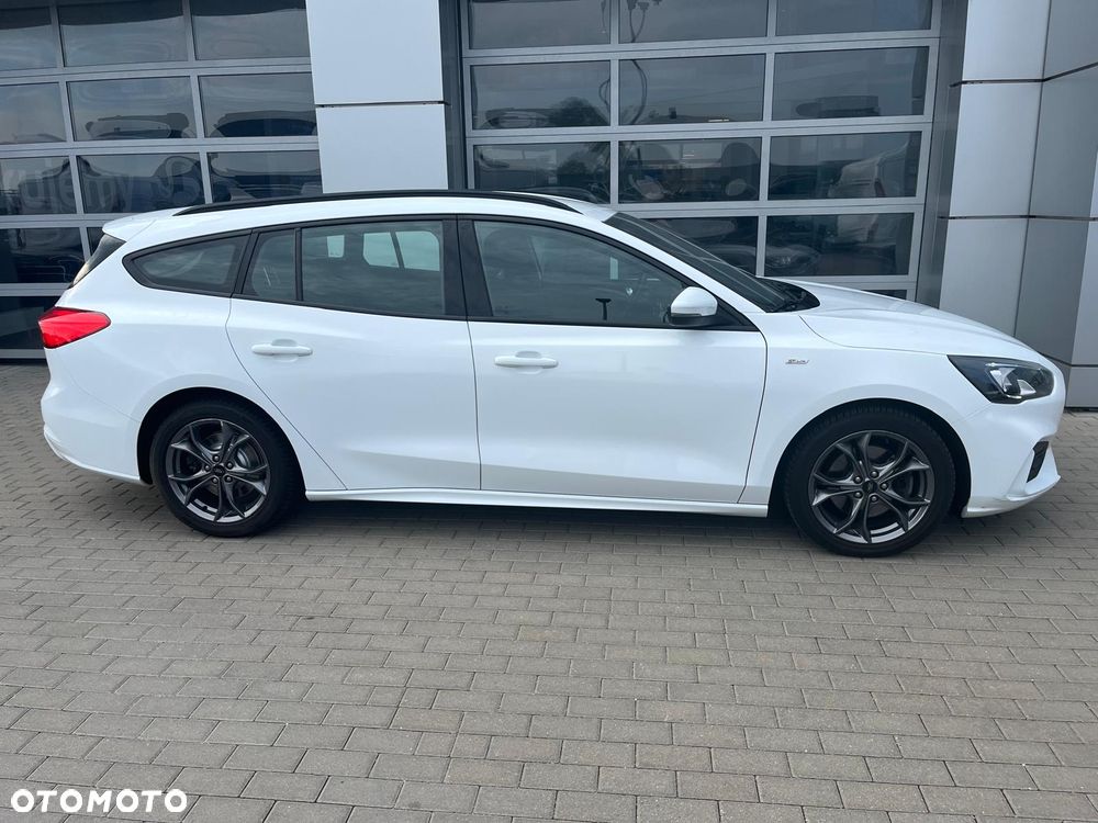 Ford Focus 1.5 EcoBlue Start-Stopp-System ST-LINE STYLE - 4