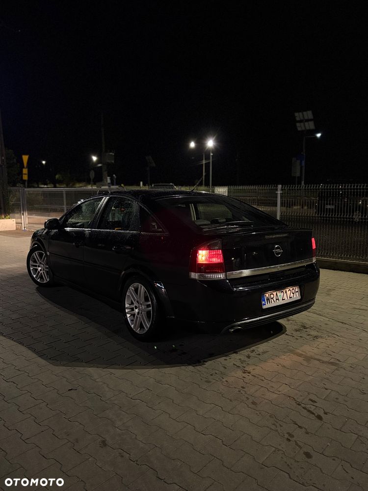 Opel Vectra 1.8 - 23