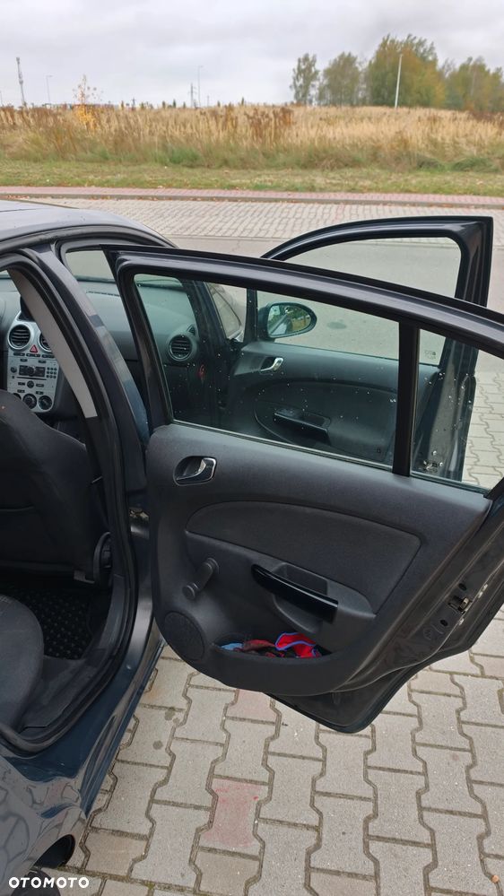 Opel Corsa - 15