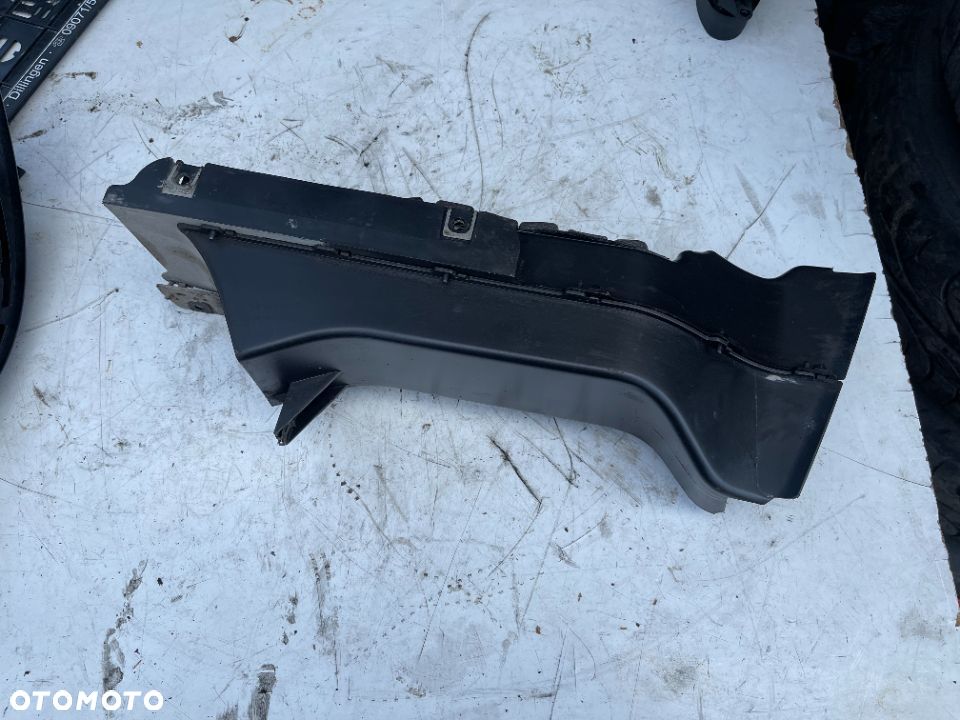 Wlot powietrza lewy na hamulce Bmw e65 lift super stan - 3