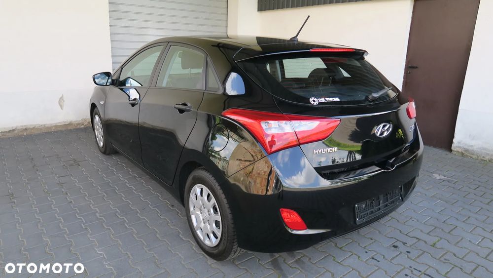 Hyundai i30 1.4 Trend - 4