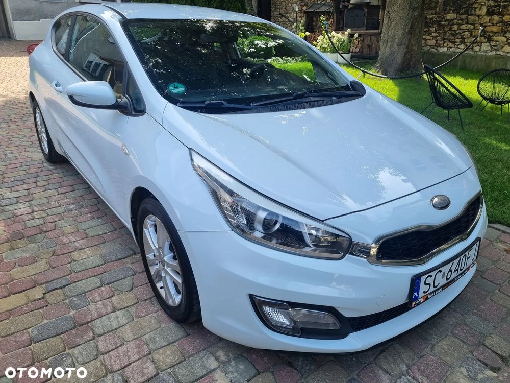 Kia Ceed 1.6 GDI Business Line - 1