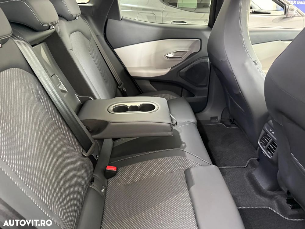 Ford Explorer RWD 77 kWh Extended Range Select - 15