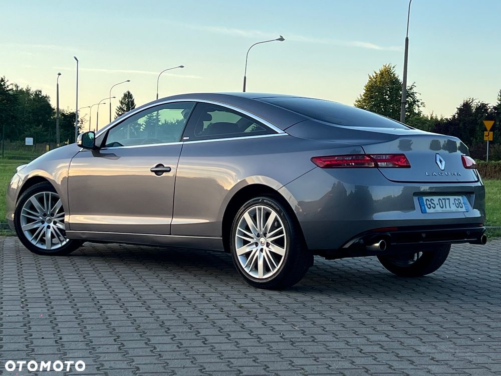 Renault Laguna dCi 180 FAP GT - 31