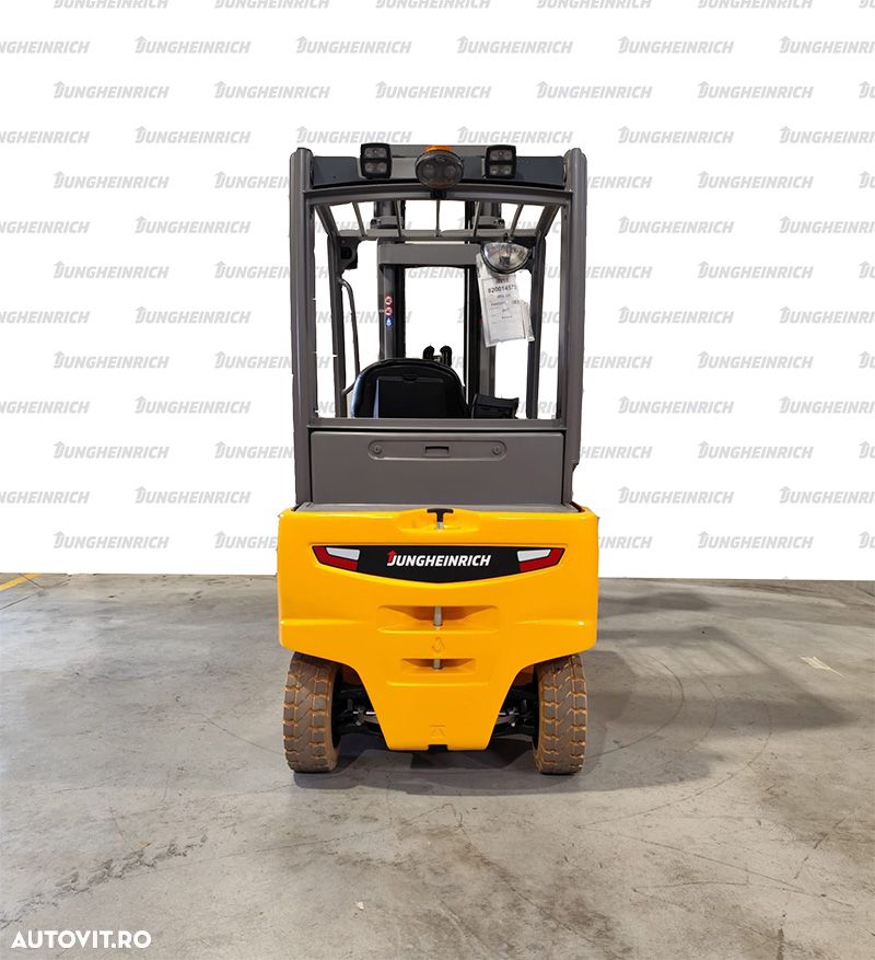 Jungheinrich EFG 320 - 3