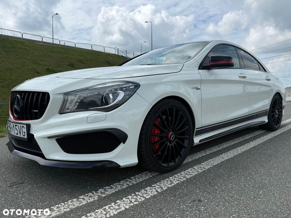 Mercedes-Benz CLA 45 AMG 4-Matic - 3