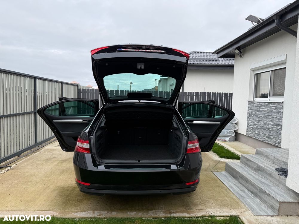Skoda Superb 1.4 TSI iV DSG Ambition - 12