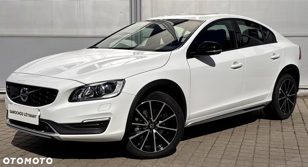 Volvo S60 Cross Country - 2