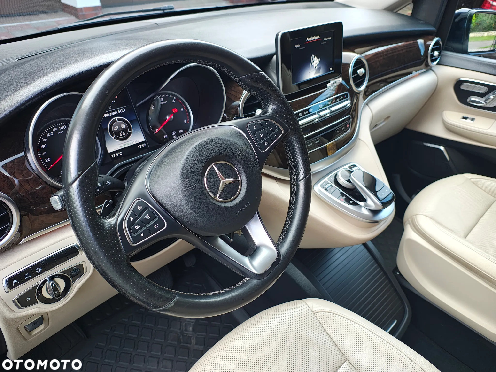 Mercedes-Benz Klasa V 250 (BlueTEC) d Avantgarde 7G-Tronic (d³ugi) - 5