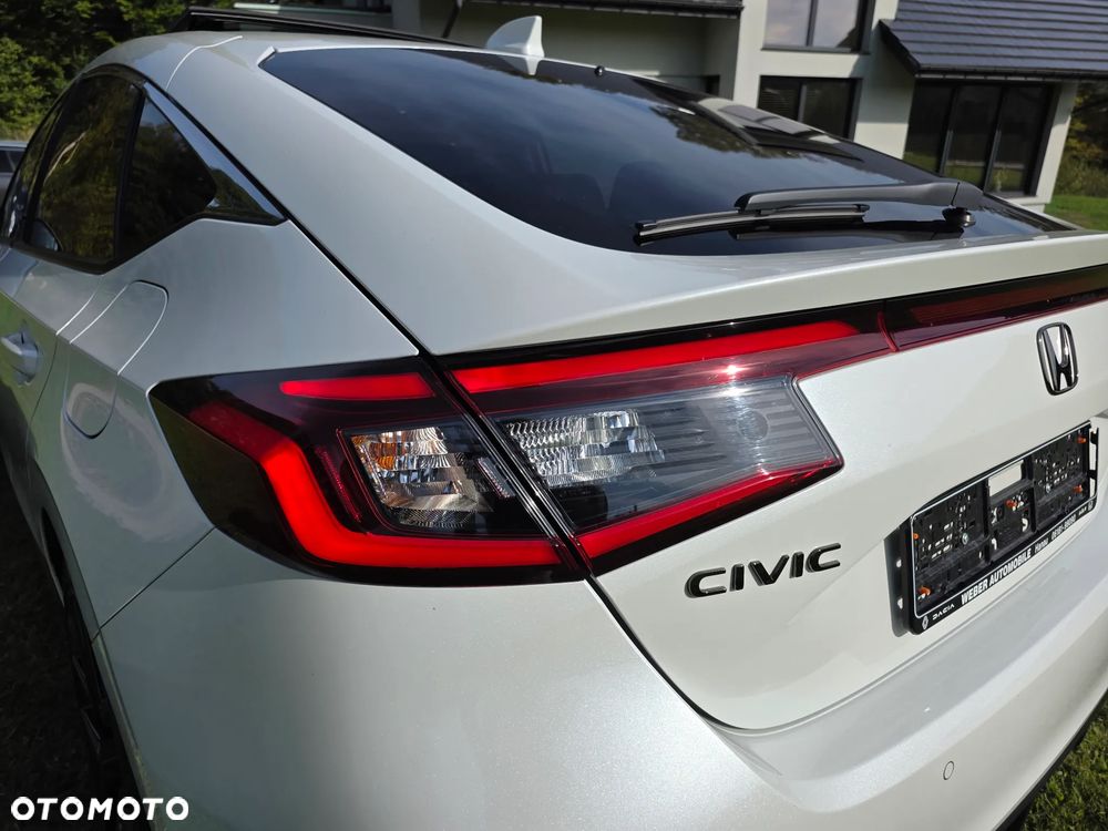 Honda Civic 2.0 i-MMD Sport CVT - 34