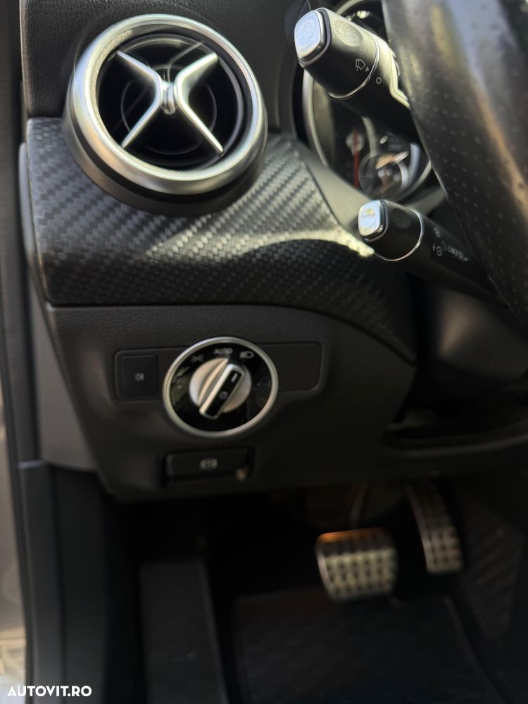 Mercedes-Benz A 180 - 12