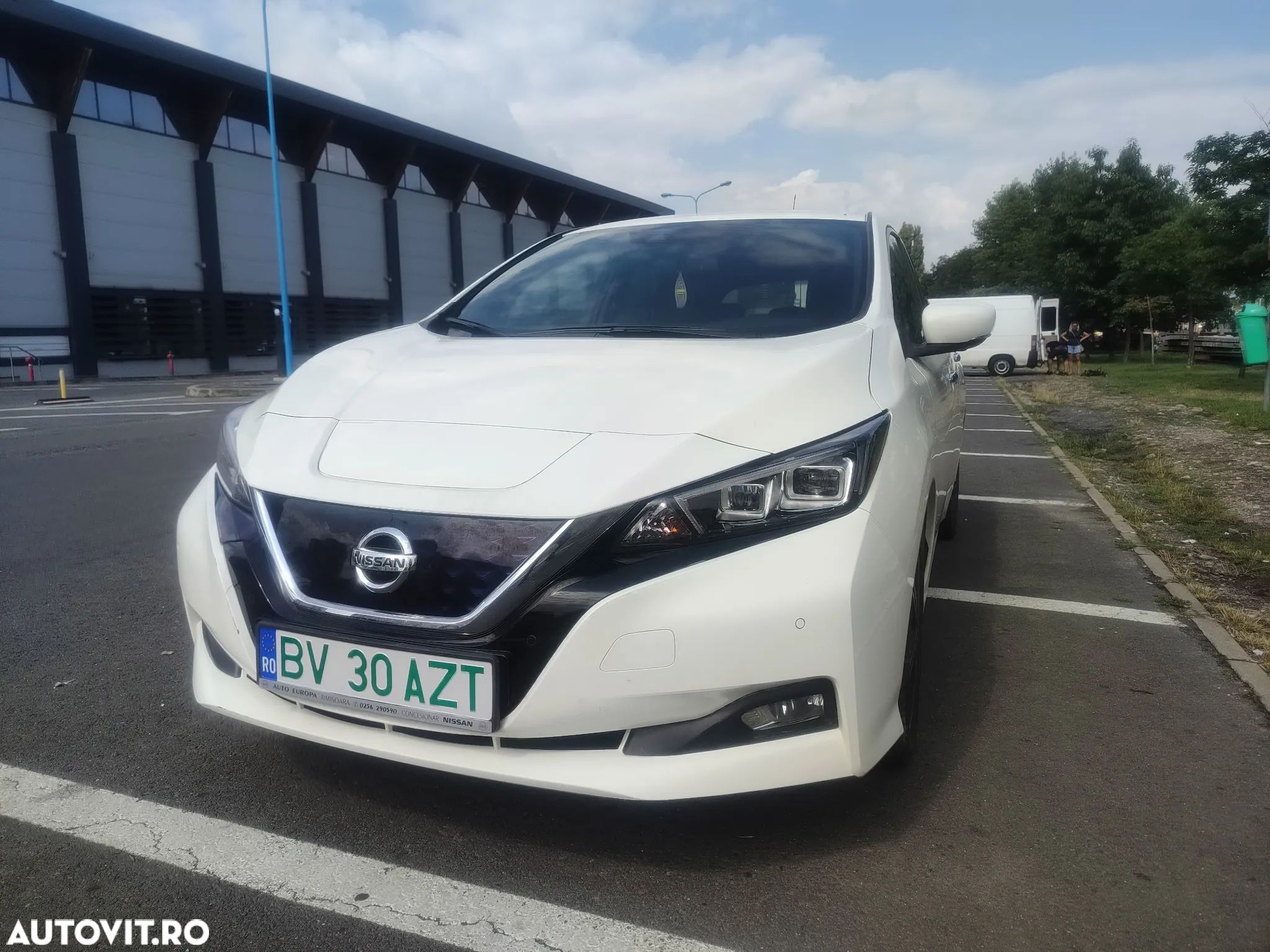 Nissan LEAF N-Connecta - 1