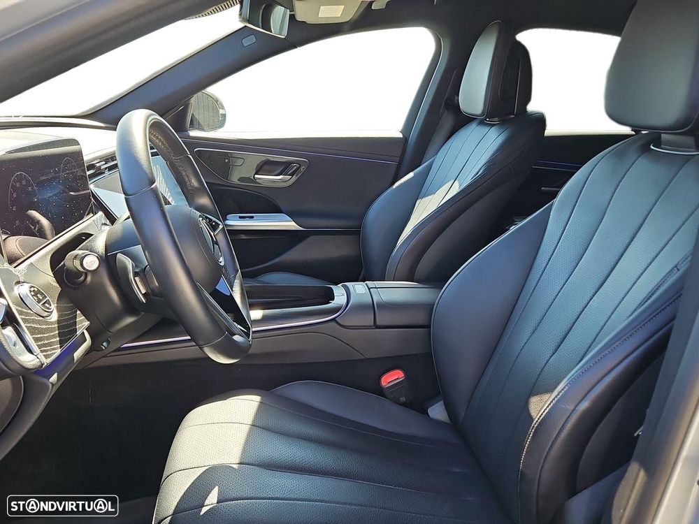 Mercedes-Benz E 300 e - 12