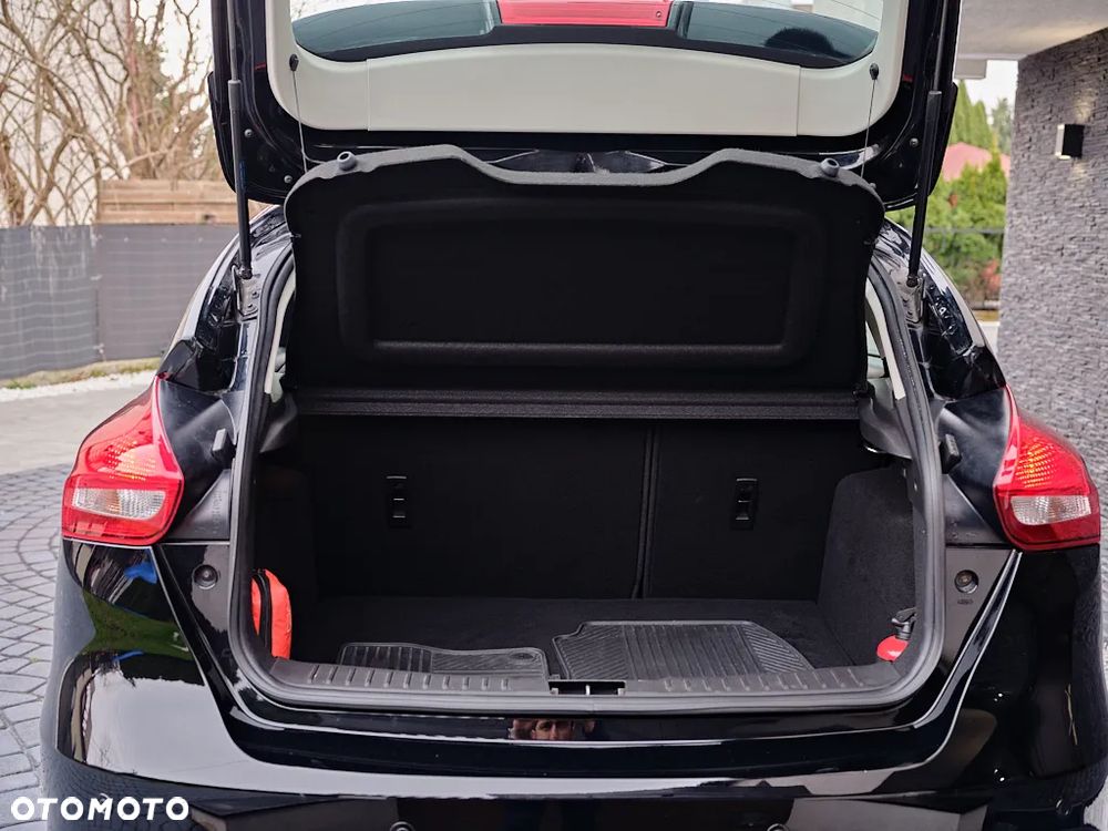 Ford Focus 1.5 EcoBoost Trend ASS - 14