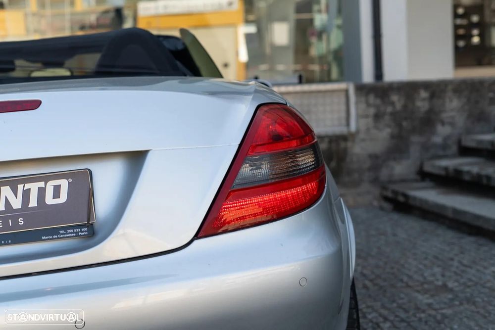 Mercedes-Benz SLK 200 - 57