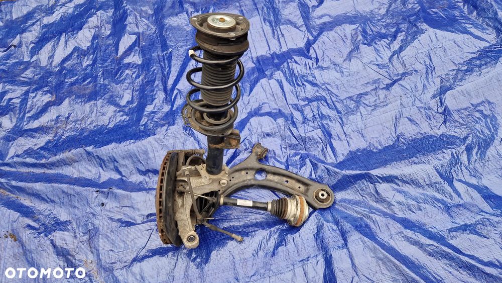 VW Passat B8 2.0tdi Zawieszenie Lewe przednie kompletne kopyto