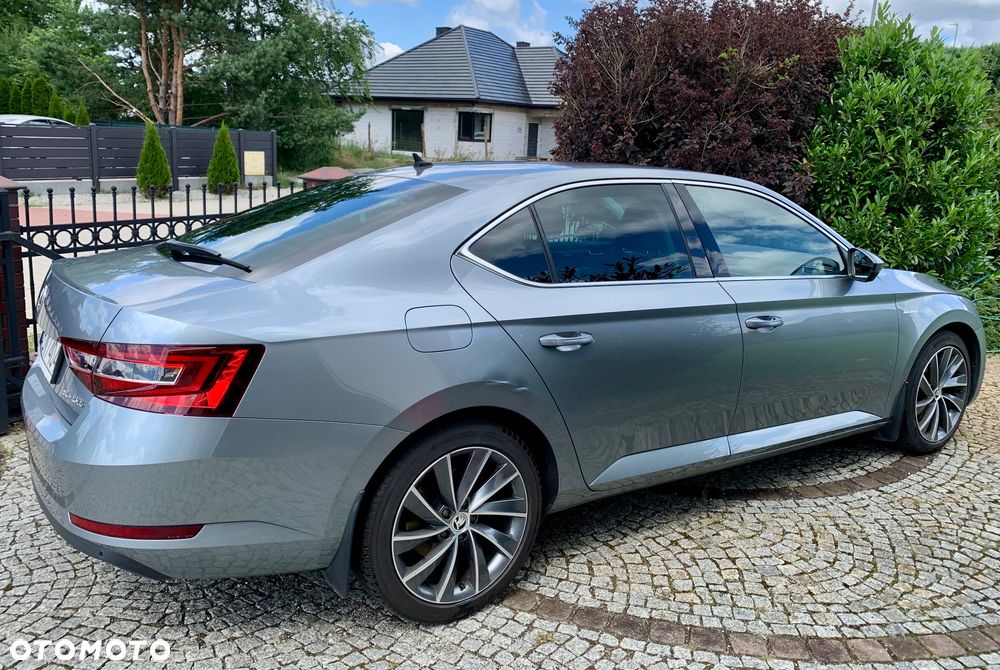 Skoda Superb 2.0 TDI L&K DSG - 6