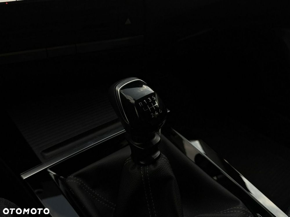 Opel Astra - 13