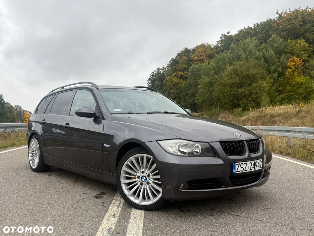BMW Seria 3 320d DPF Touring - 2