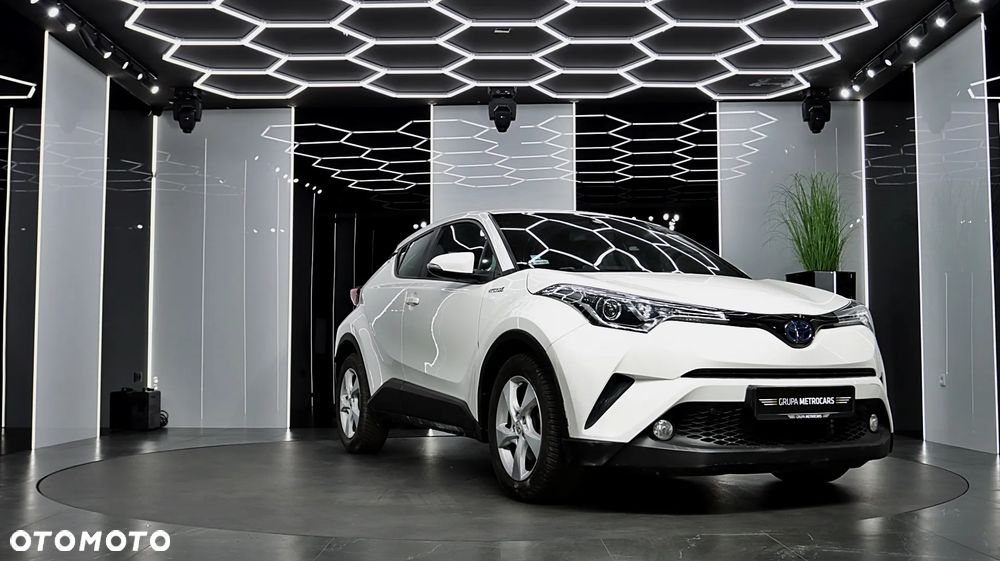 Toyota C-HR - 13