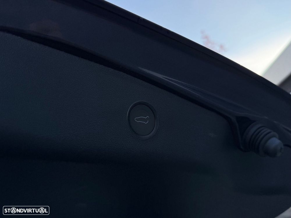 Tesla Model 3 Long-Range Dual Motor AWD - 20