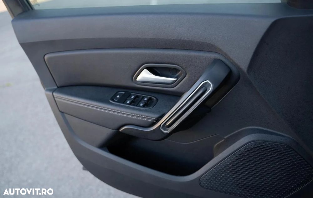 Dacia Duster 1.5 Blue dCi 4WD Prestige jante 17" - 12