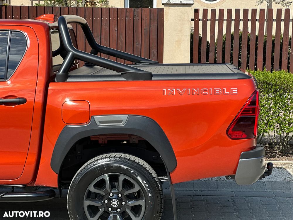 Toyota Hilux 2.8D 204CP 4x4 Double Cab AT MHEV Invincible Color Edition (3E5) - 8