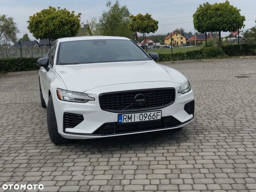Volvo S60 T8 Recharge AWD Plus Dark - 29