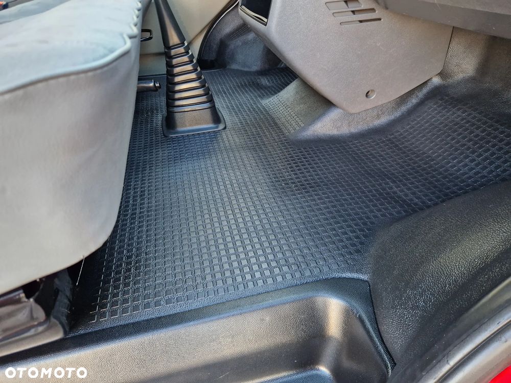 Volkswagen Transporter - 23
