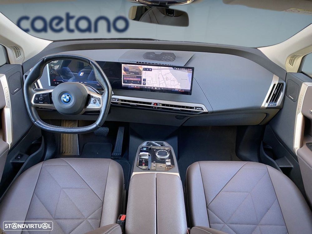 BMW iX xDrive 40 Pack Desportivo - 4