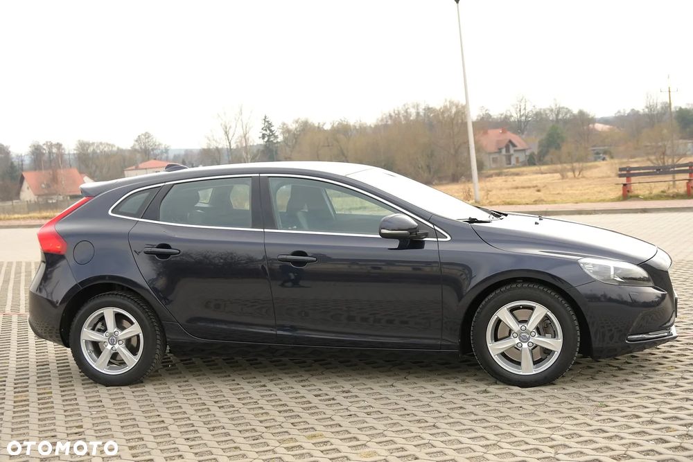 Volvo V40 D3 Drive-E Momentum - 6